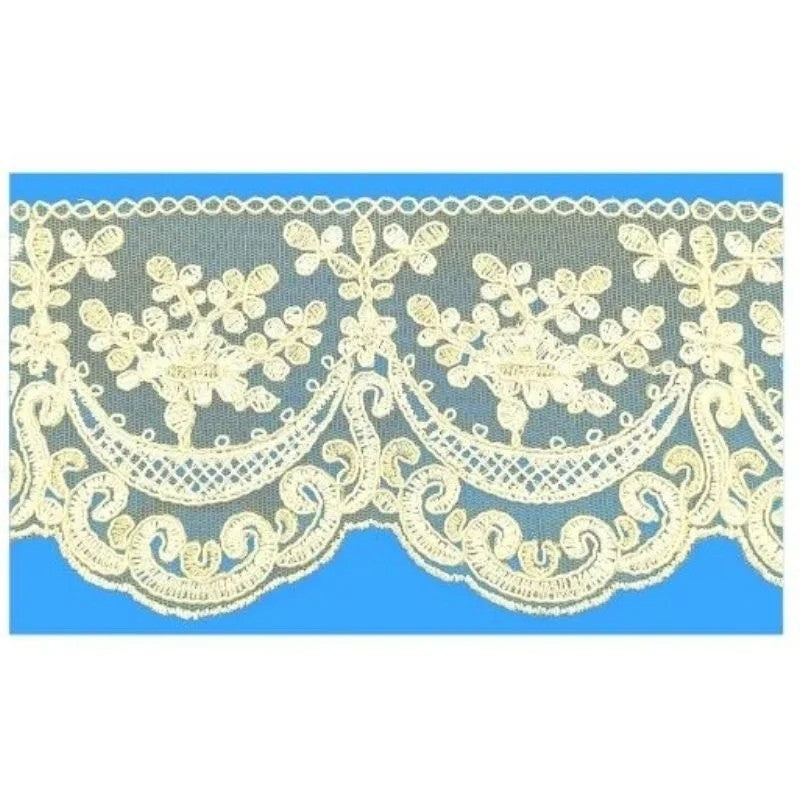 Pizzo in tulle rebrodè articolo F39 metri 10