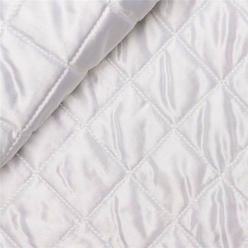 Nylon quilt with diamond pattern, 5 cm high, 140 cm wide, item 480
