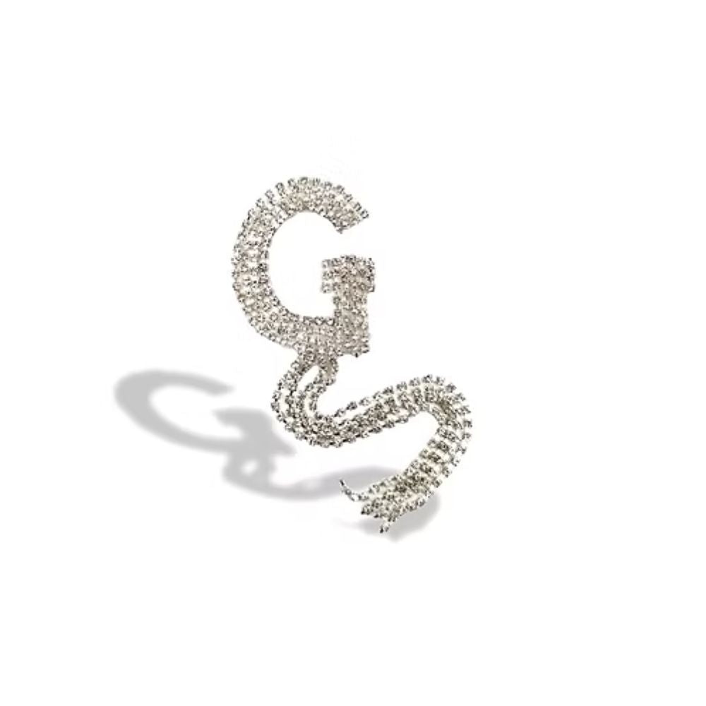 Iron-on application of the letter "G" item FM9502
