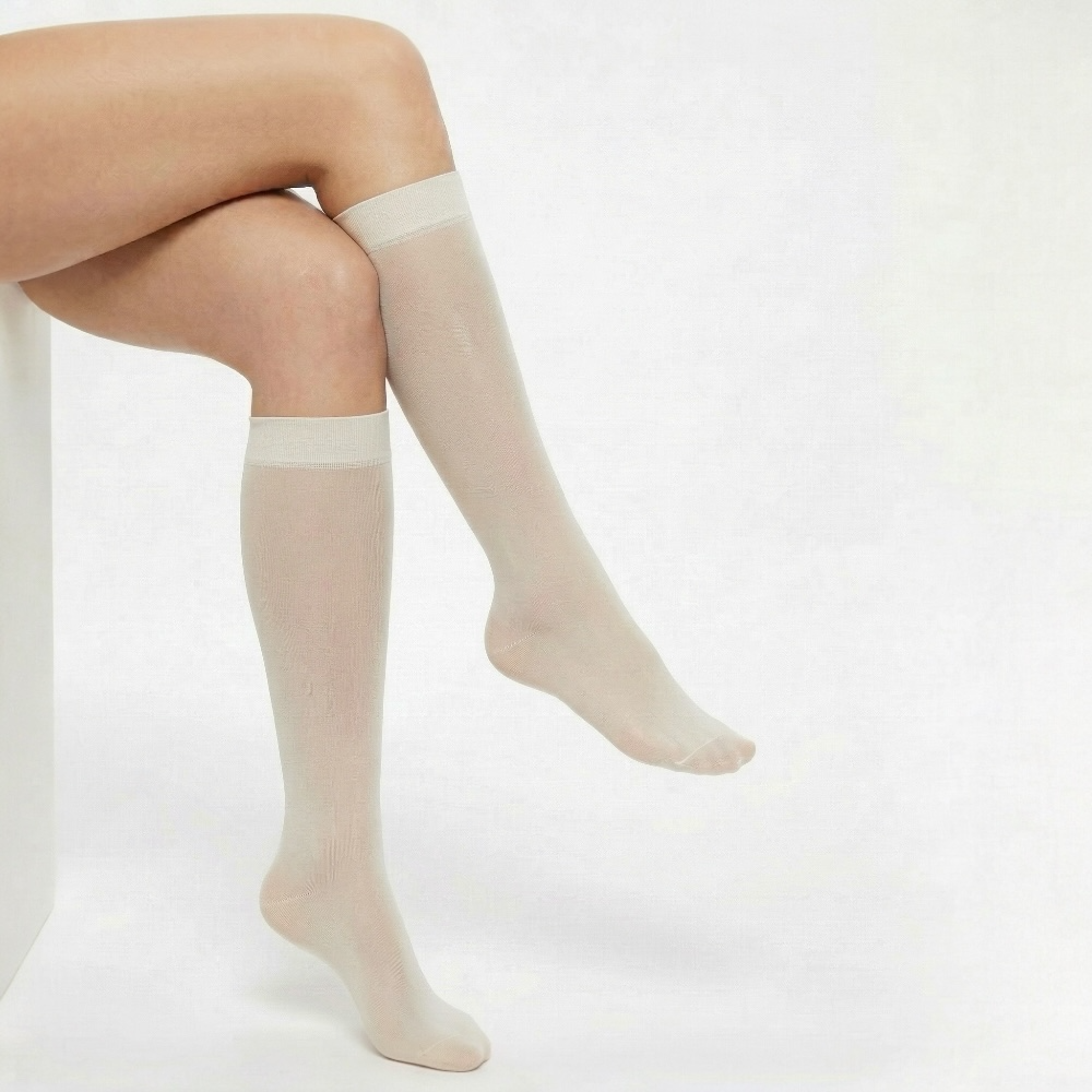 Hobby 40 den silky knee high Elledue pairs 24