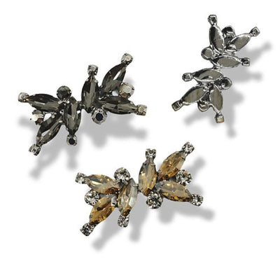 Applicazione con pietre articolo FM6807