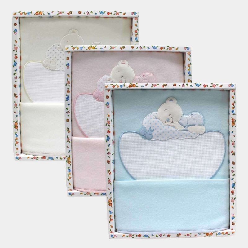 Fleece crib blanket with Aida insert, item LE00560